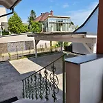 - Rx * Gartenstadt